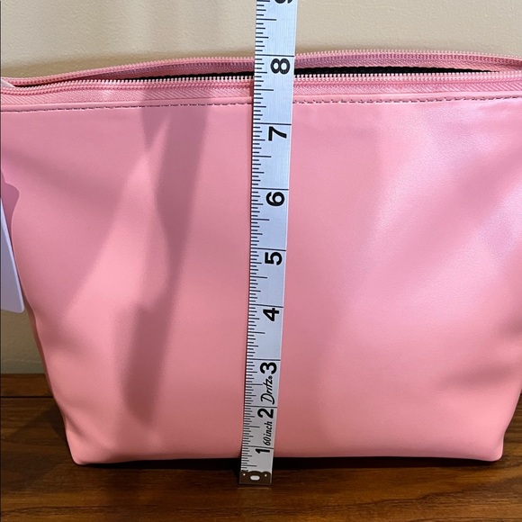 Guess | Clutch/Cosmetic/Travel Bag - Picture 13 of 16